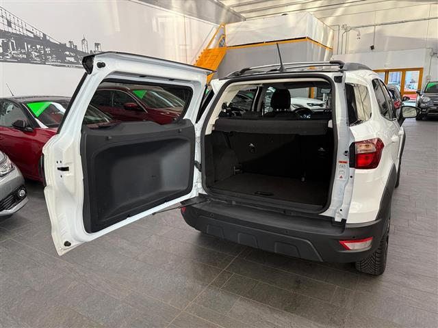 FORD EcoSport 00015520_VO38023184