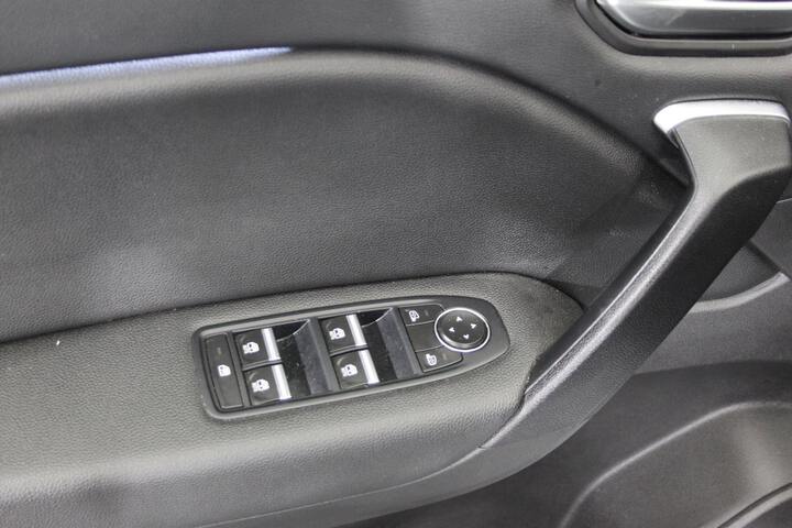 Inside Captur  Blanco Nacarado con 