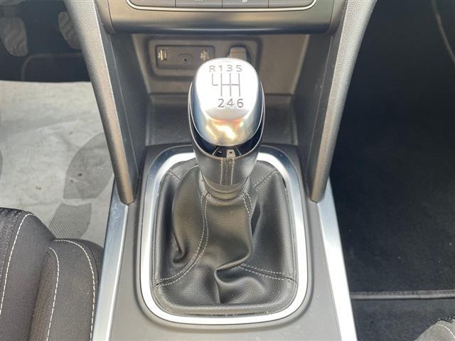RENAULT Megane 00394813_VO38023217