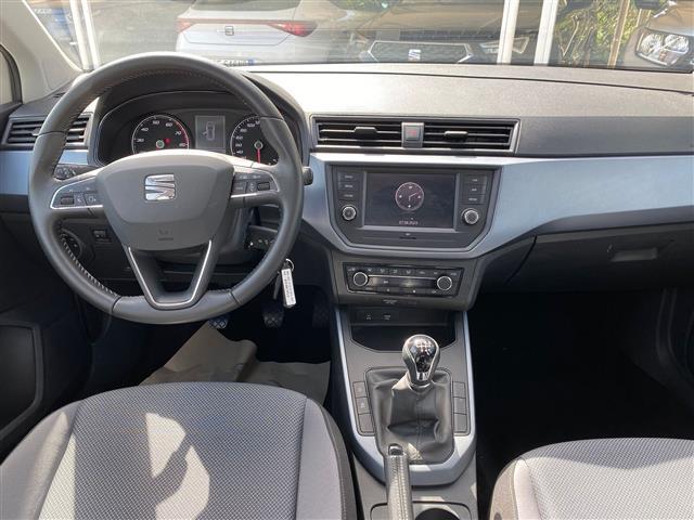 SEAT Arona 2017 02641145_VO38043366