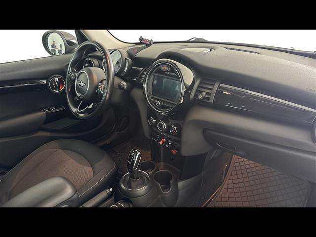 MINI Mini IV F55 2018 5p 04998262_VO38013058