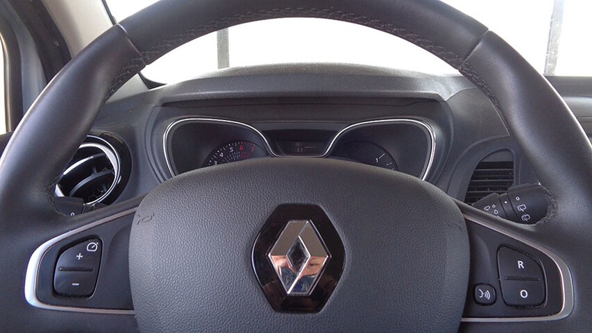 Inside Captur  GRIS