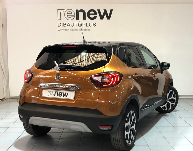 Outside Captur  Naranja