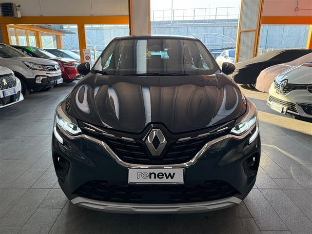 RENAULT Captur 00015358_VO38023184