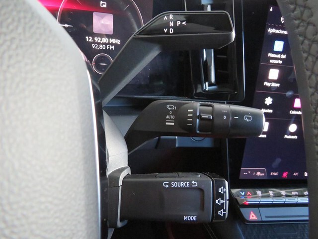 Inside  MEGANE E-TECH 100% ELÉCTRICO  carrocería azul noc