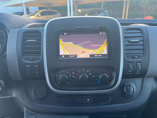 RENAULT Trafic 02641071_VO38043366