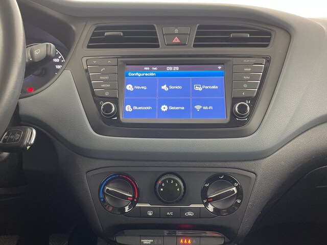Inside i20  Blanco