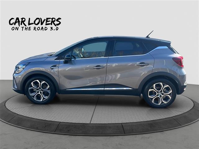 RENAULT Captur 05257909_VO38013034