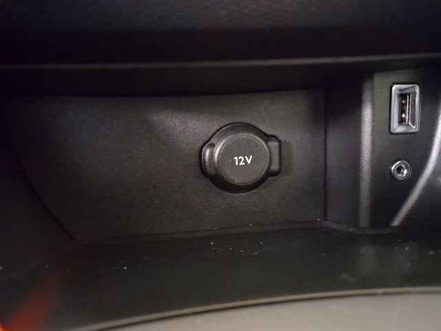 Inside 308 Diesel  Blanco Banquise