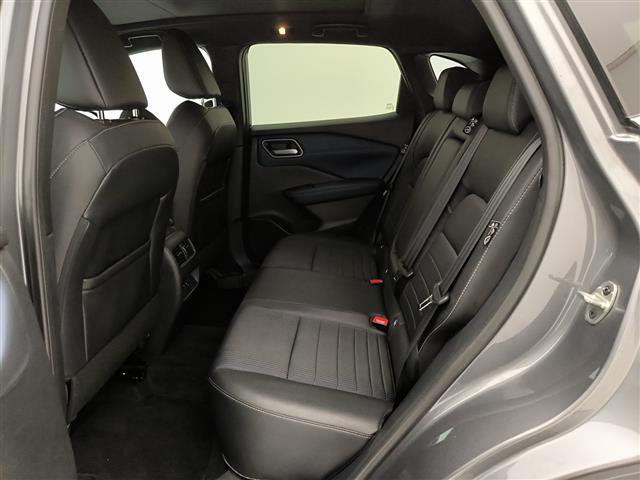 NISSAN Qashqai 00973077_VO38023732