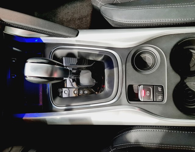 Inside Kadjar  Blanco Nacarado