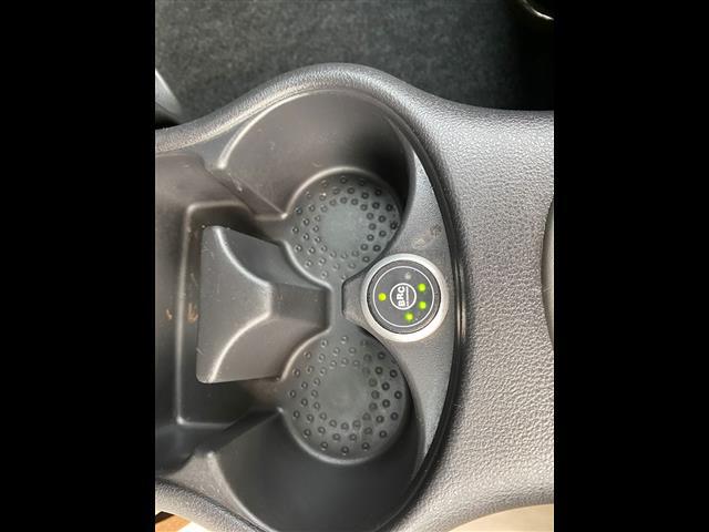 NISSAN Micra 02640934_VO38043366