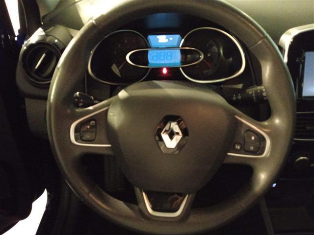 RENAULT Clio 00014420_VO38043670