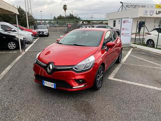 RENAULT Clio 02436439_VO38043366