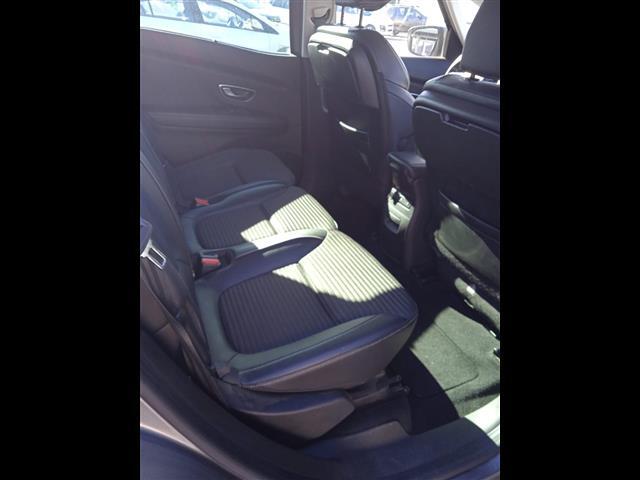 RENAULT Scenic 00023735_VO38013404