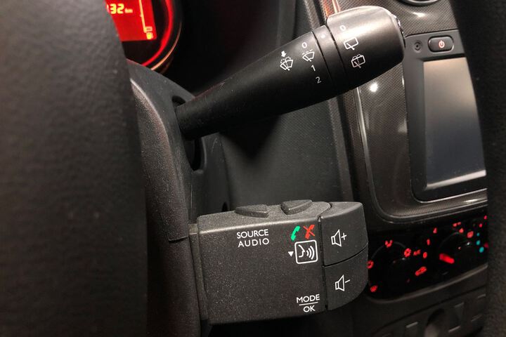 Inside Sandero Diesel  Blanco Glaciar