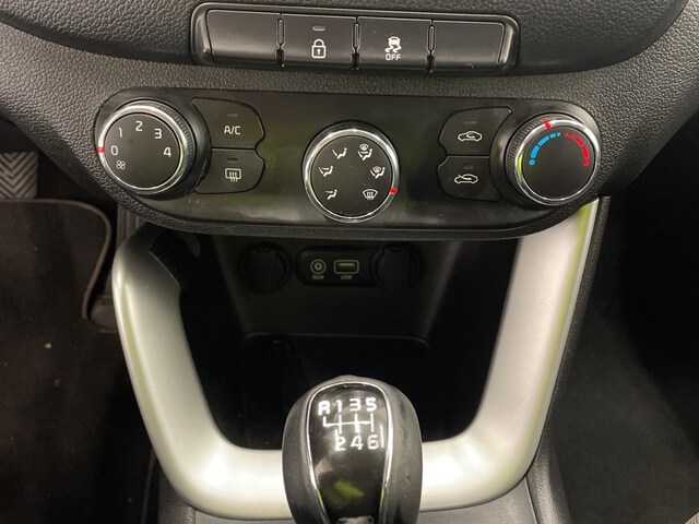 Inside Cee'd Diesel  Cassa White