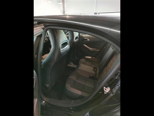 MERCEDES Classe A 04824092_VO38013042