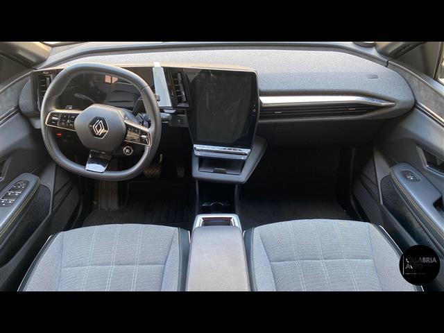RENAULT Megane E Tech 00006560_VO38033579