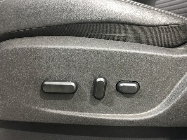 Inside Kuga Diesel  Blanco