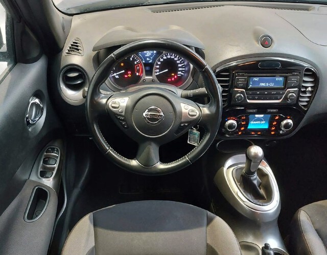 Inside Juke  Azul Vivid