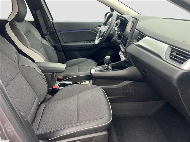 RENAULT Captur 05258210_VO38013034