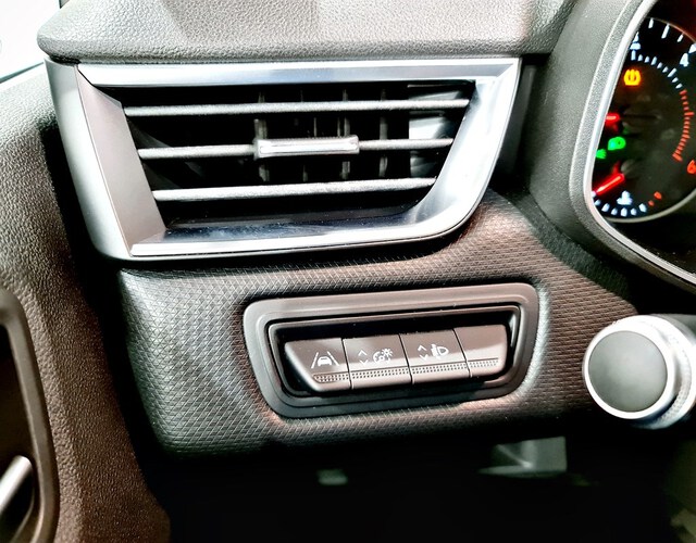 Inside Clio Diesel  Blanco Glaciar