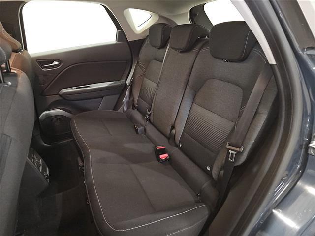 RENAULT Captur 02416193_VO38013170