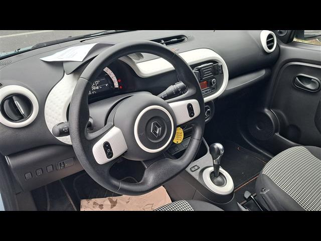 RENAULT Twingo 02608161_VO38013041