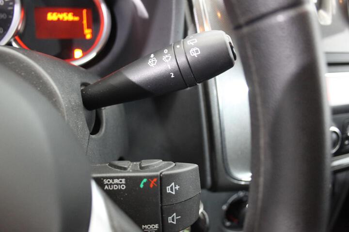 Inside Sandero Diesel  BLANCO