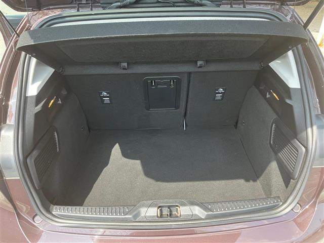 FORD Focus V 2018 02641413_VO38043366