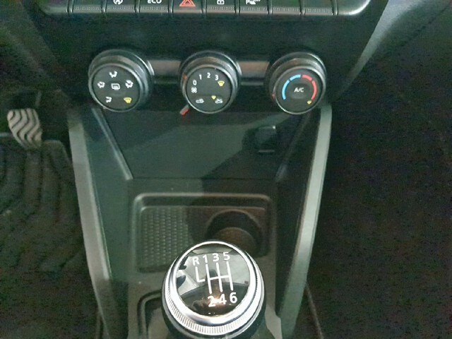Inside Duster  Azul Cosmos
