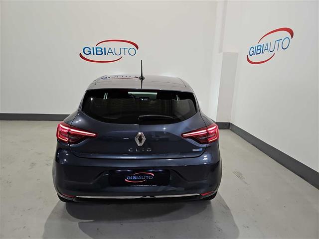 RENAULT Clio 02351994_VO38013170