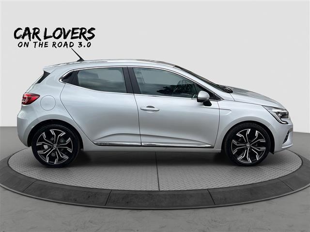 RENAULT Clio 05258018_VO38013034