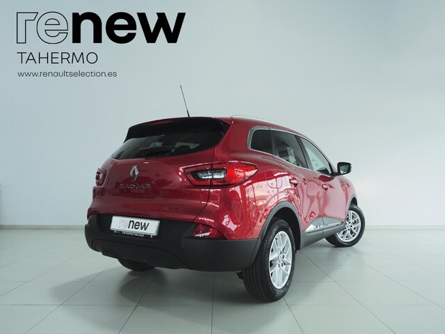 Outside Kadjar  Rojo Deseo