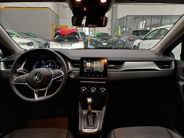RENAULT Captur 00015881_VO38023184