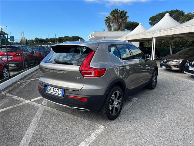 VOLVO XC40 02641181_VO38043366