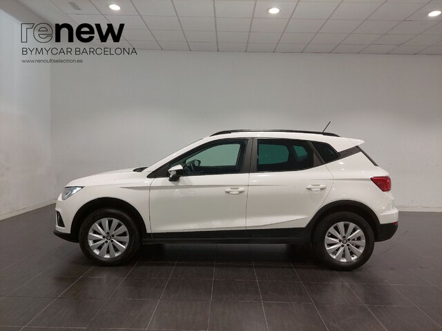 Outside Arona Diesel  Blanco