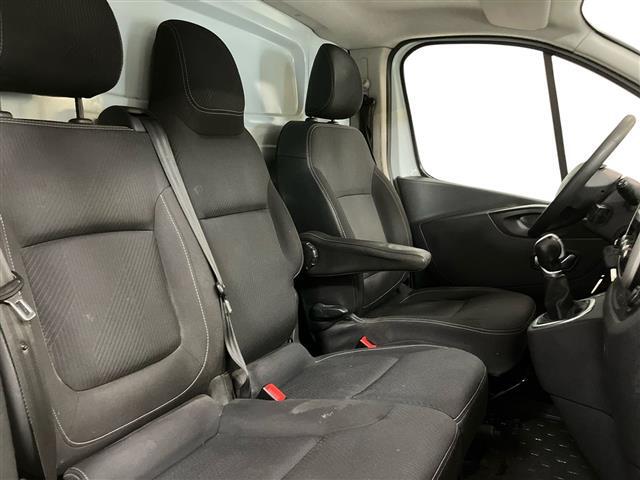 RENAULT Trafic 27 2019 00984766_VO38023207