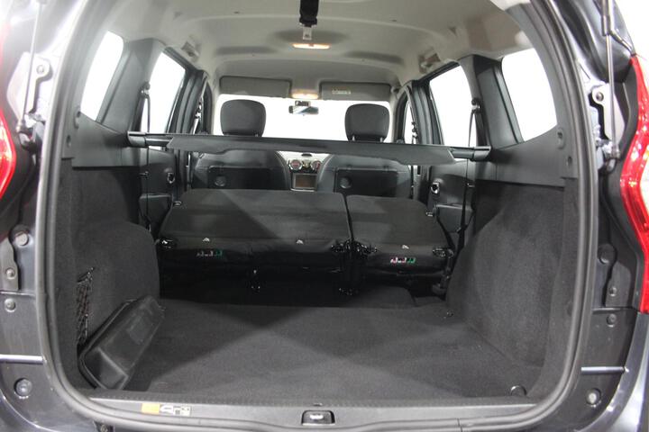 Inside Lodgy Diesel  BLANCO