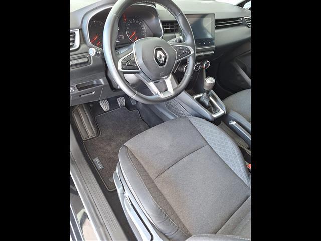 RENAULT Clio 00754518_VO38013074