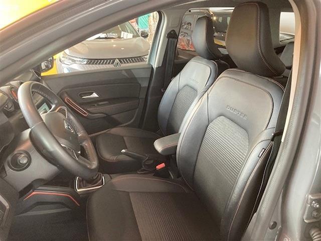 DACIA Duster 00015738_VO38023184
