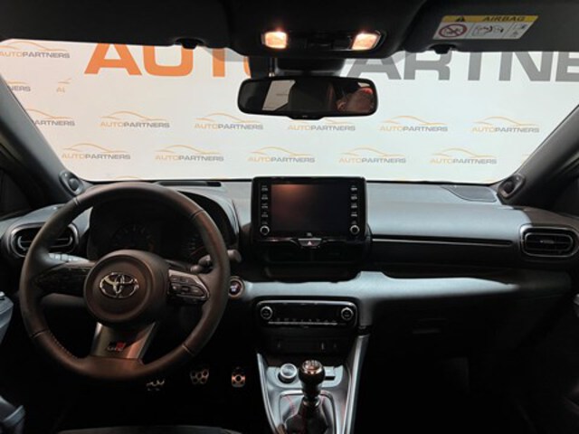 Exterieur Yaris  zwart