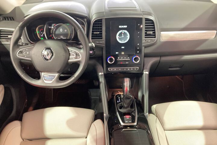 Inside Koleos Diesel  Negro
