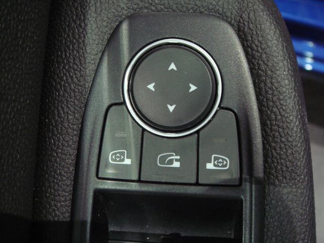 Inside Clio  NARANJA