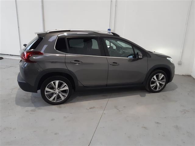 PEUGEOT 2008 02489373_VO38013041