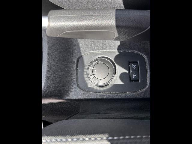DACIA Duster II 2018 01152343_VO38013322