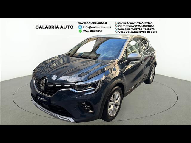 RENAULT Captur 00007064_VO38033579