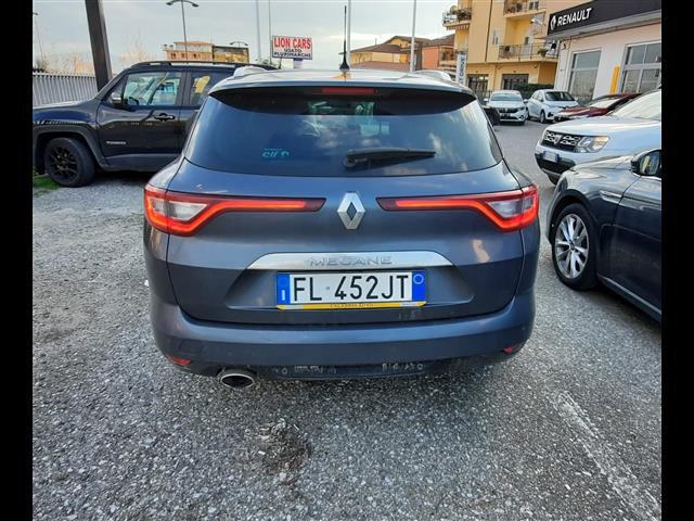 RENAULT Megane 00006321_VO38033579