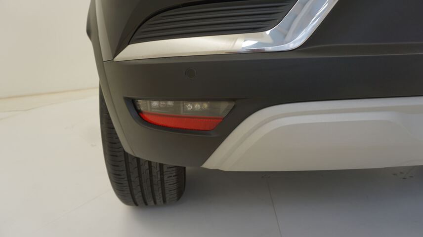 Outside Captur  Negro